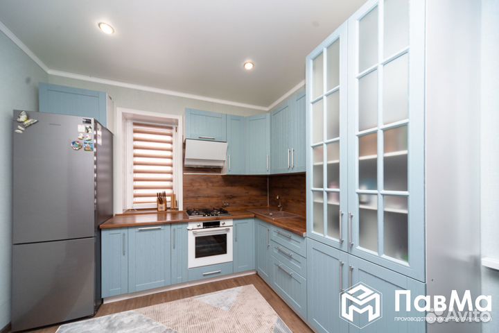 Современные кухонные гарнитуры