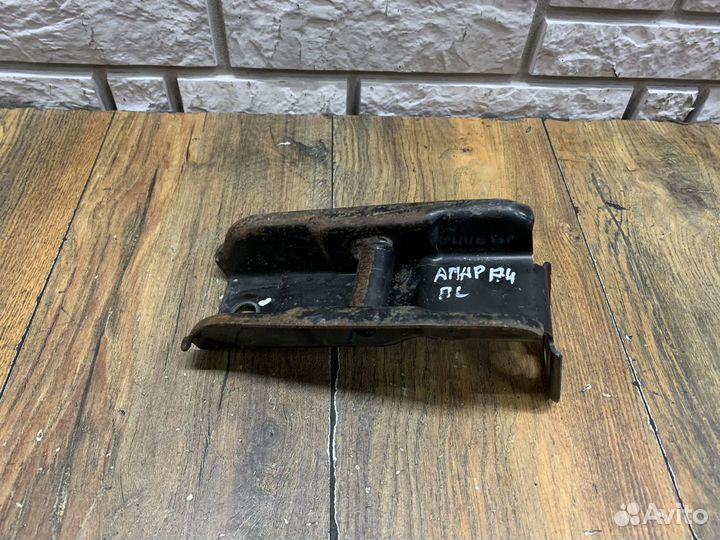 Volkswagen Amarok Опора переднего редуктора