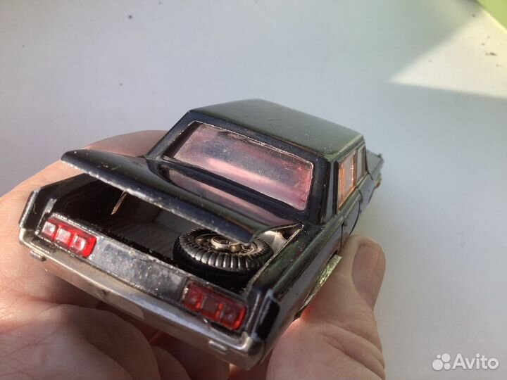 Модель автомобиля 1/43 ЗИЛ - 117 Родная коробка
