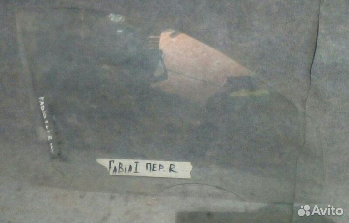 Стекло переднее правое Skoda Fabia 1.2 2005