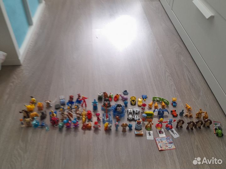 Игрушки из макдональдса и киндер яиц разных годов