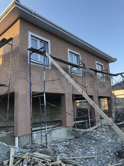 Дом 140 м² на участке 4 сот.