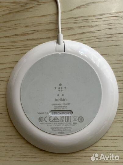 Беспроводное зарядное устройство Belkin