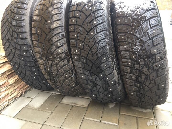 Delinte DH2 215/75 R16C