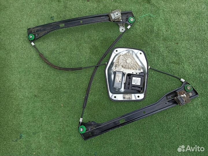 Стеклоподъемник передний левый Volkswagen Jetta