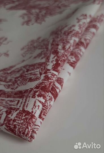 Скатерть водоотталкивающая