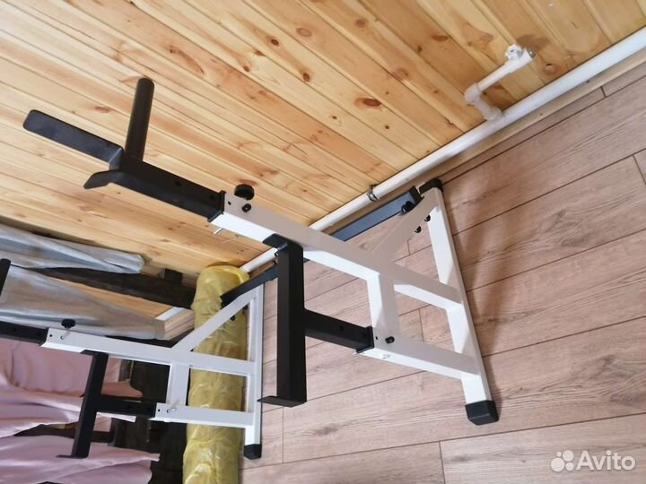 Стойка для штанги