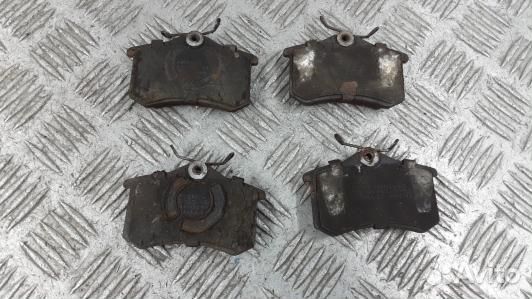 Тормозные колодки задние volkswagen golf 5 (ODN55L