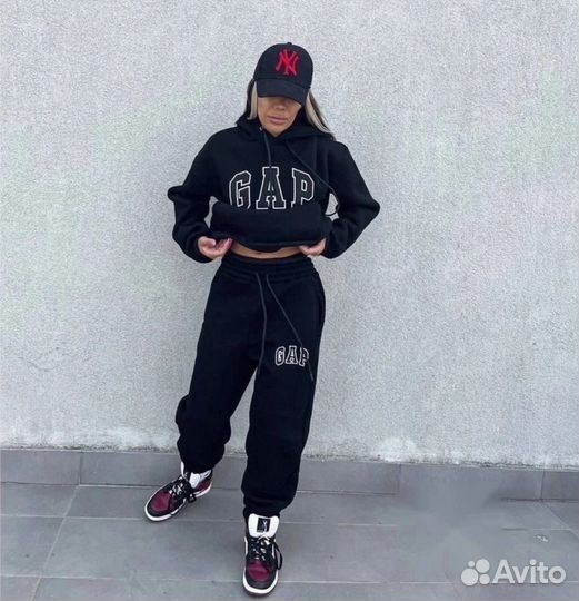 Спортивный костюм женский теплый новый 44, 48