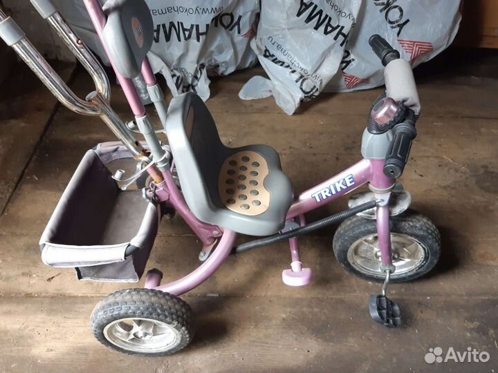 Детский велосипед с ручкой