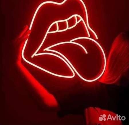 Неоновая вывеска