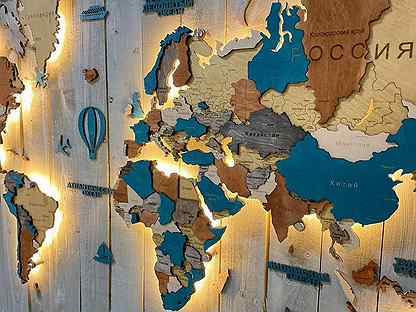 Карта мира деревянная с подсветкой, разные цвета