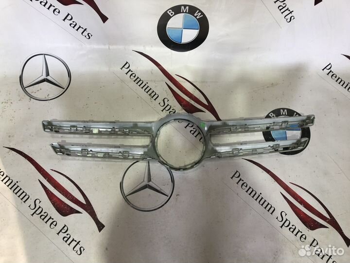 Накладка решетки радиатора Mercedes E-class W213