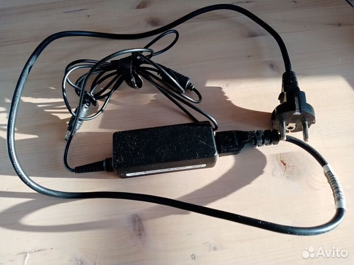 Блок питания для нетбука samsung