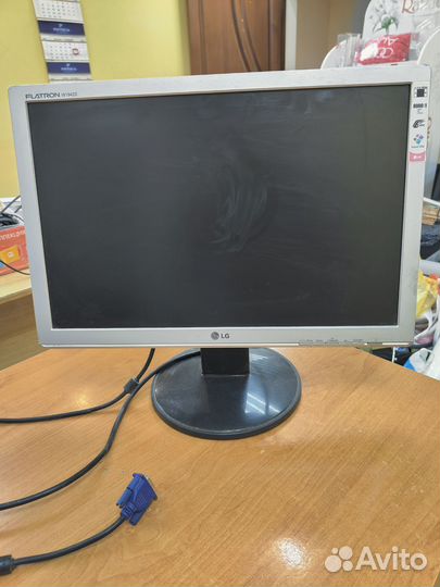 Монитор LG 19 дюймов