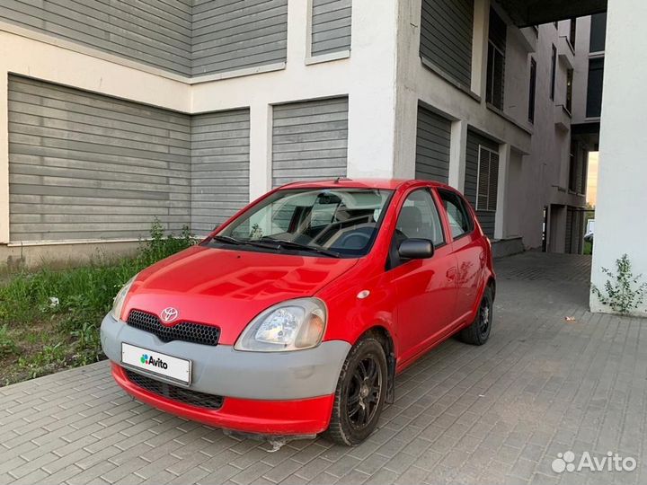 Toyota Yaris 1.0 МТ, 1999, 199 000 км