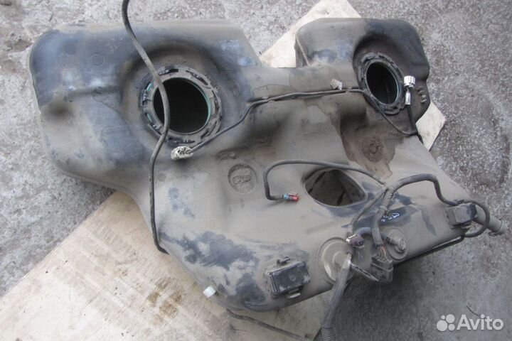 Бак топлива для Cadillac CTS 2008-2013