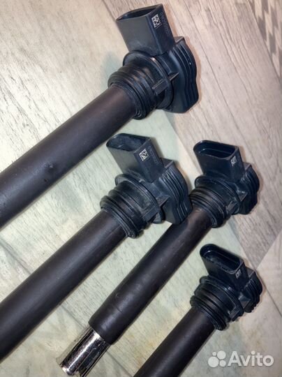 Катушки зажигания 06H905115B