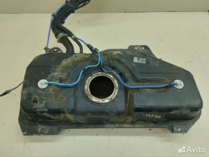 Б/У Б/У Бак топливный 5180870046808459