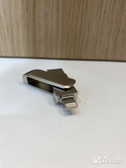 Usb флешка для iPhone 1TB