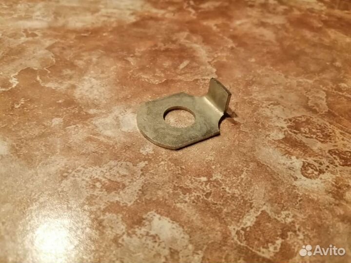 Стопорная шайба болта маятника Урал