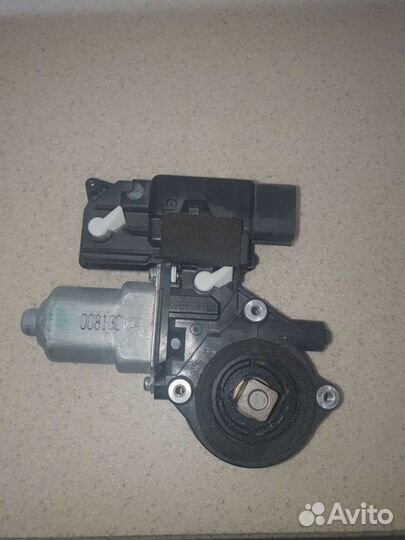 Моторчик стеклоподъемника infiniti