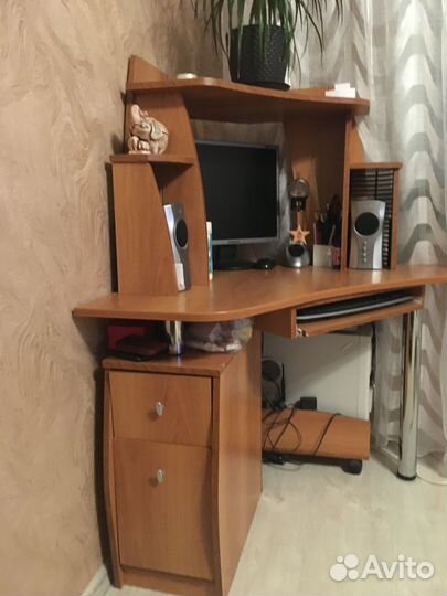 Школьный уголок бу