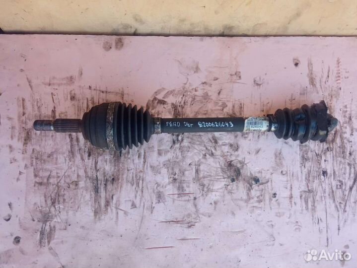 Полуось передняя левая (приводной вал, шрус) Renau