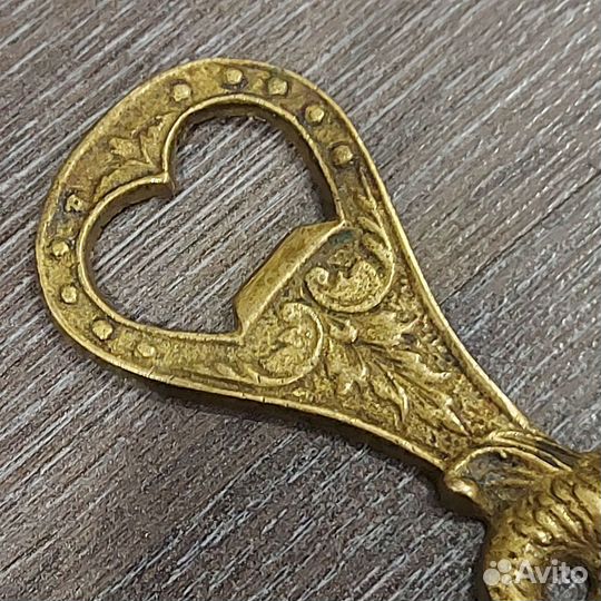 Открывашка бронза