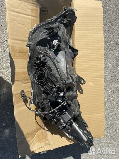 Фара toyota rav4 правая