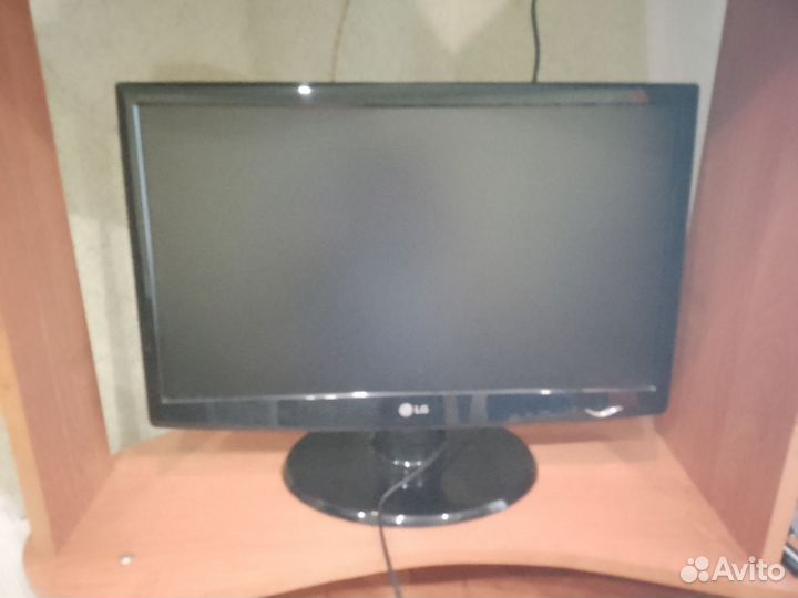 Монитор для компьютера 22 LG W2243S-PF Flatron