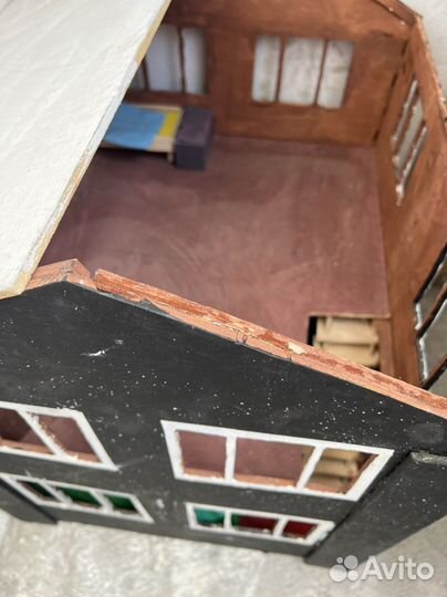 Домик кукольный