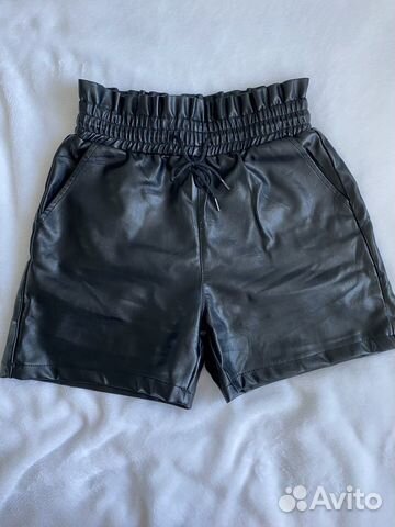 Кожаные шорты