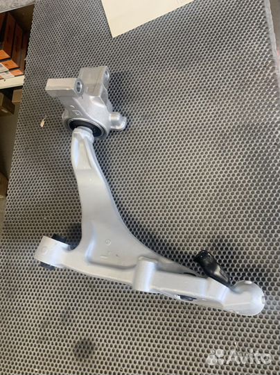 Рычаг передний Infiniti QX70 FX37 FX35 FX50 S51