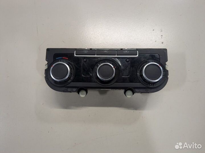 Переключатель отопителя Volkswagen Jetta 5, 2010