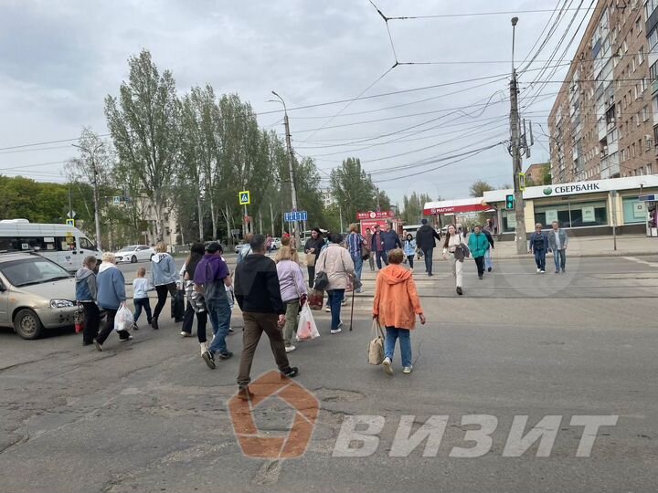 Торговая площадь, с двумя входами на 1 линии