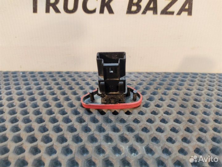 504097210 Кнопка аварийной сигнализации