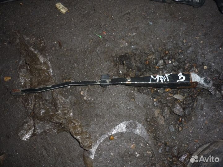 Поводок дворников Дэу Матиз