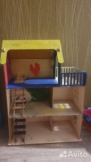 Домик игрушечный