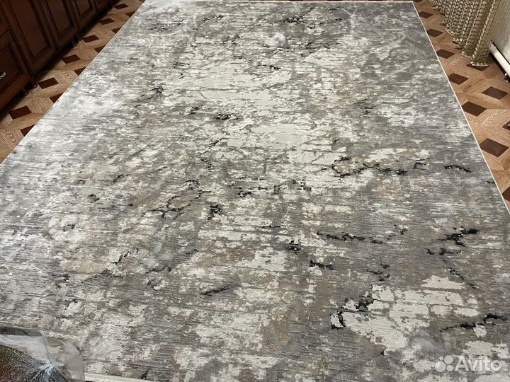 Ковер турецкий,почти новый