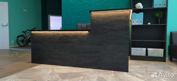 Стойка Ресепшн. Стол адмигистратора