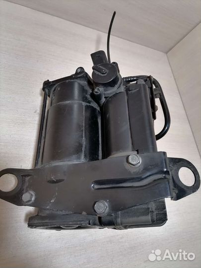 Компрессор подвески Jaguar XJ6 2004 X350, AJ30