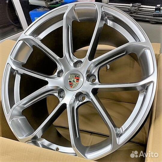 Диски на Porsche Cayenne 957/958 R20