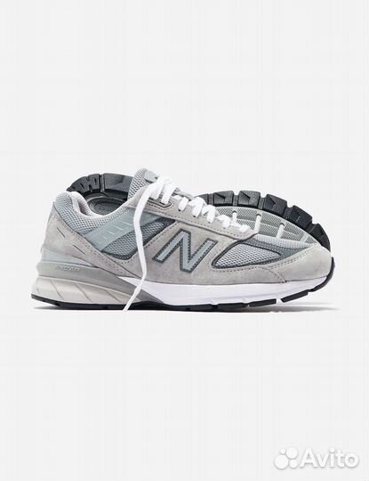 Кроссовки New Balance 990v5 