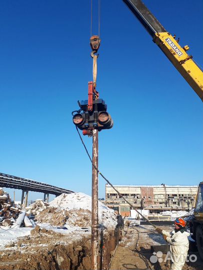 Вибропогружатель В 11.44