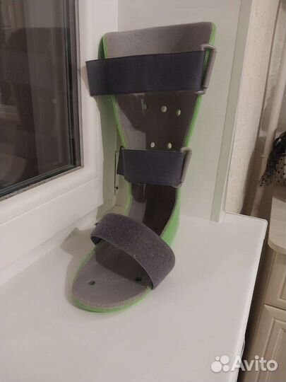 Тутор на голеностопный сустав