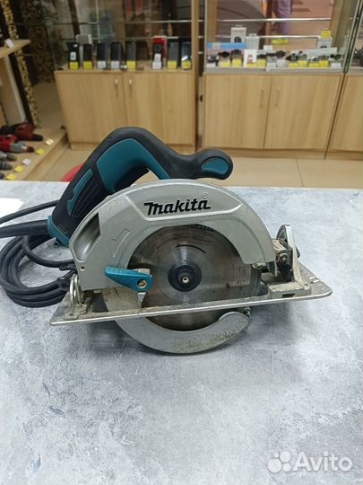 Циркулярная пила makita HS6601