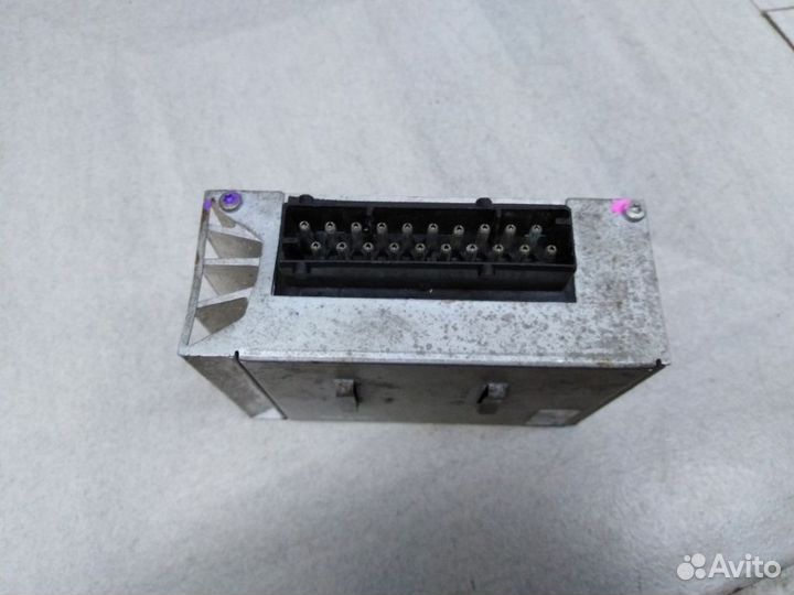 Усилитель магнитолы бмв