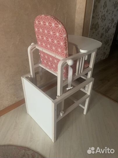 Столик для кормления ребенка