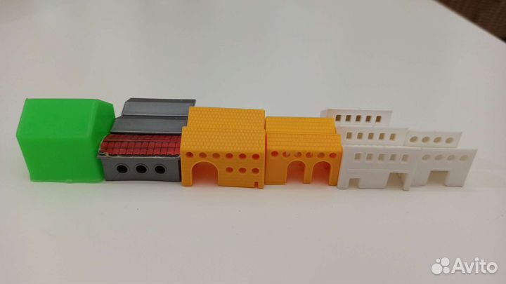 Игрушки фигурки Киндер сюрприз